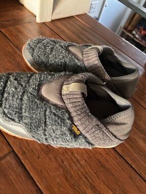 Teva Charcoal Gray Wool-Textured Slip-Ons